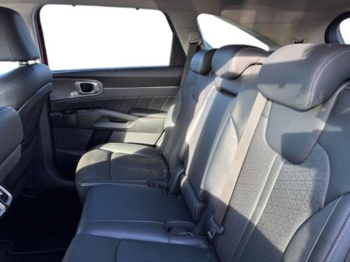 Kia SORENTO Photo autoimg-2dd97f0f9b5f0899adbc4eaa77548a2da6b6afe0.jpg