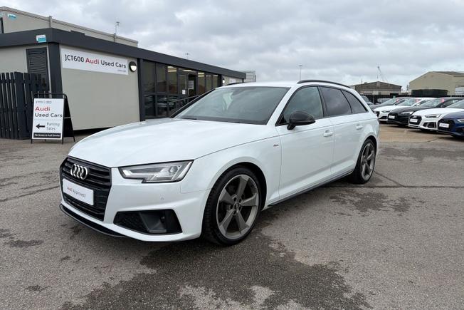 AUDI A4 Avant Photo 22