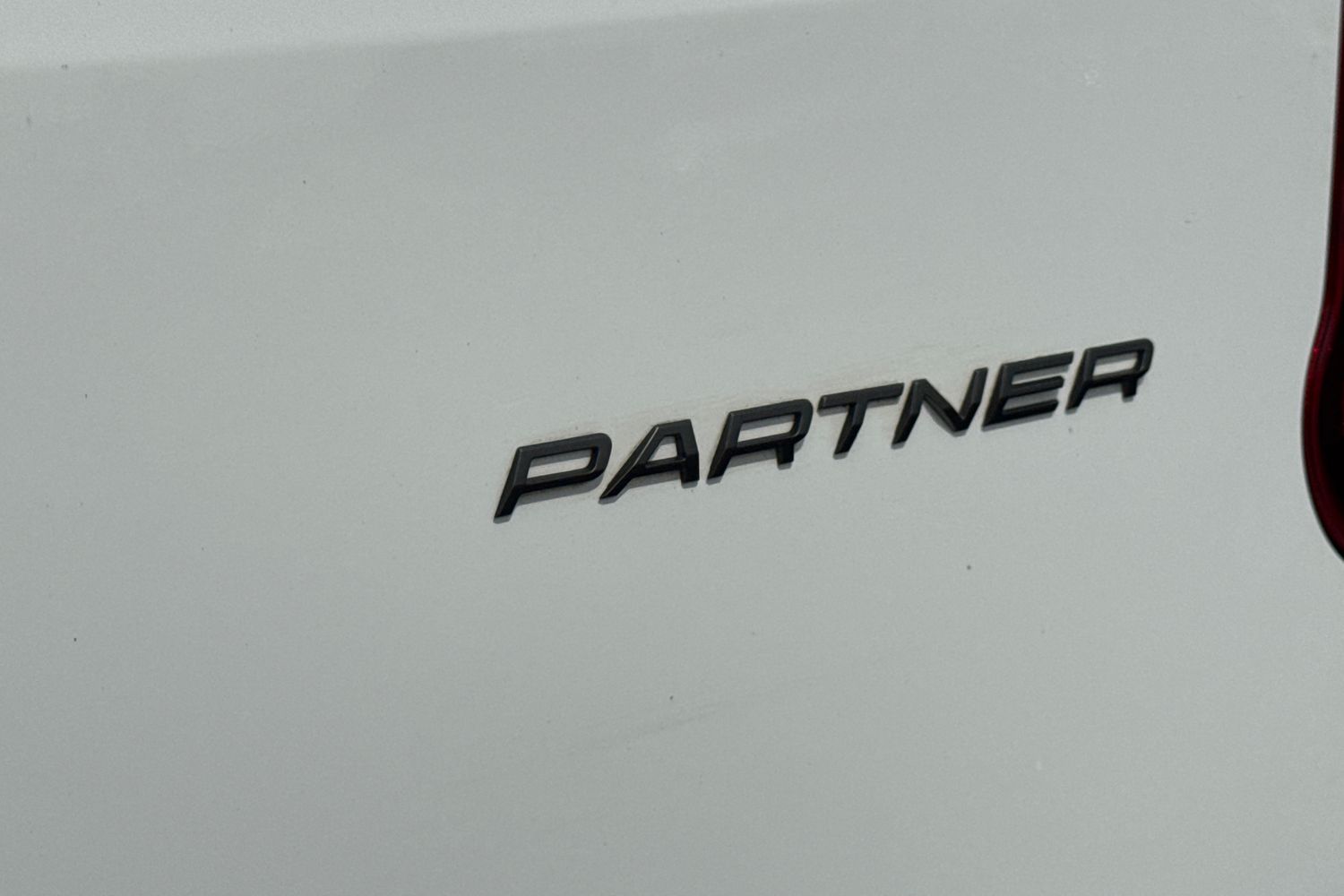 Peugeot PARTNER Photo 15