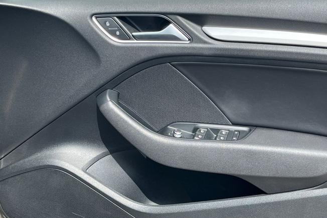 AUDI A3 Photo 40
