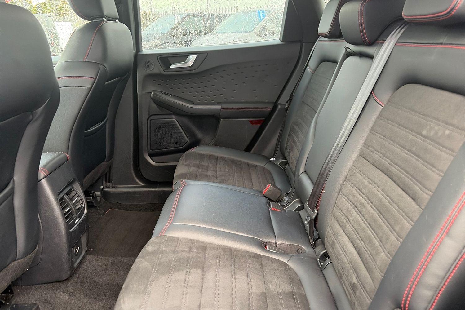 Ford KUGA Photo 19