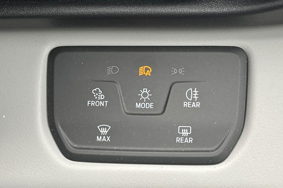 Ford Explorer Photo autoimg-2de7b63fab2c65e21021fd14f2d54bc86c0eb7ce.jpg
