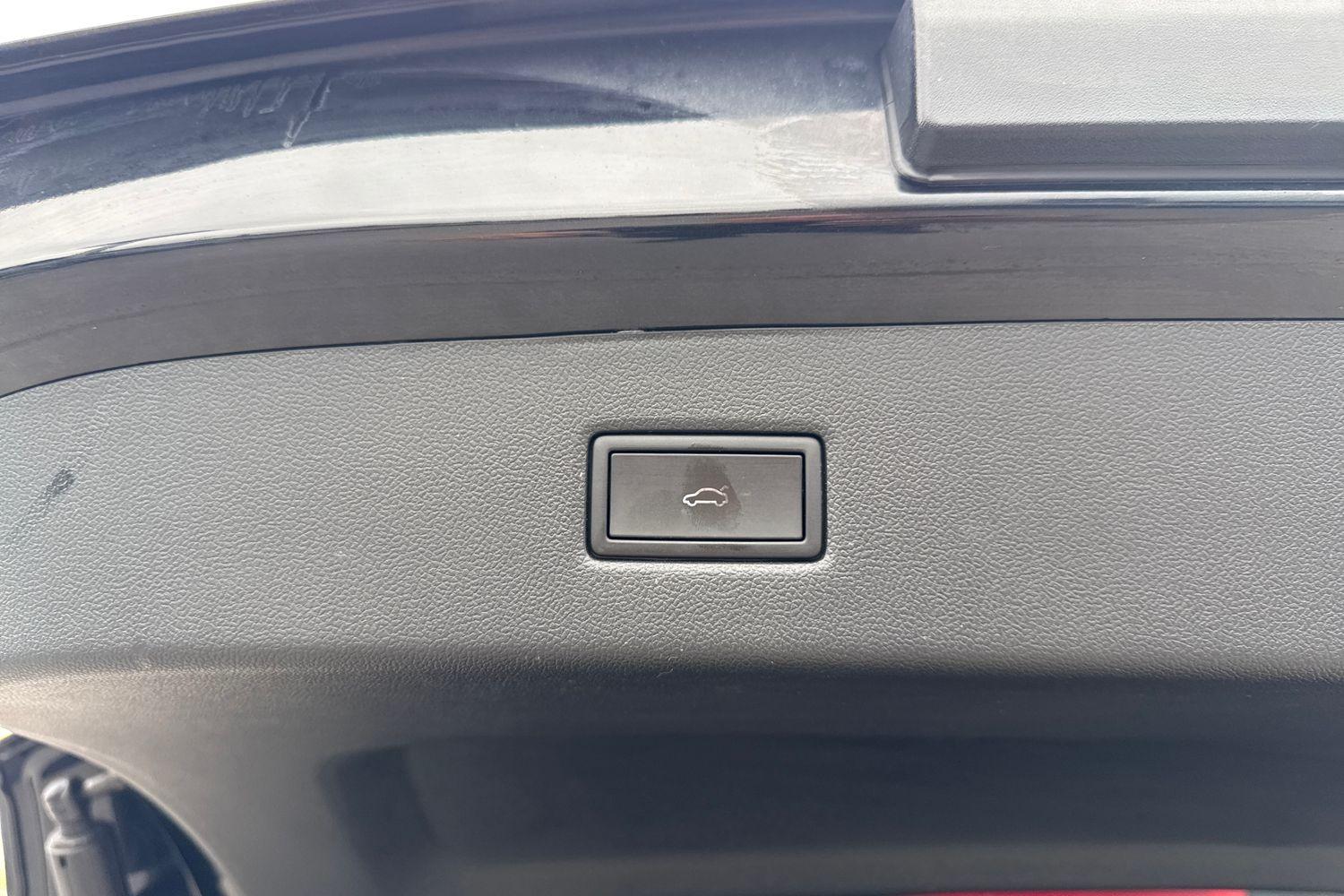 Ford Explorer Photo 21
