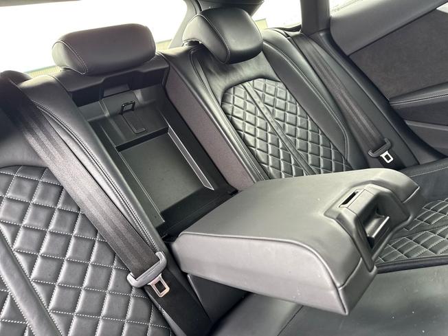 AUDI S5 Photo 25