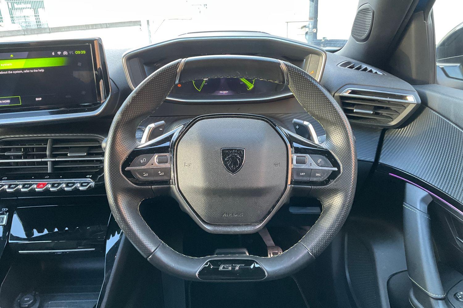 Peugeot 2008 Photo 11