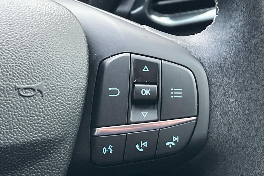 Ford PUMA Photo autoimg-2df64bfc744f76e8ccab6041bee91ec12672b812.jpg