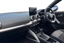 Audi Q2 Photo 2