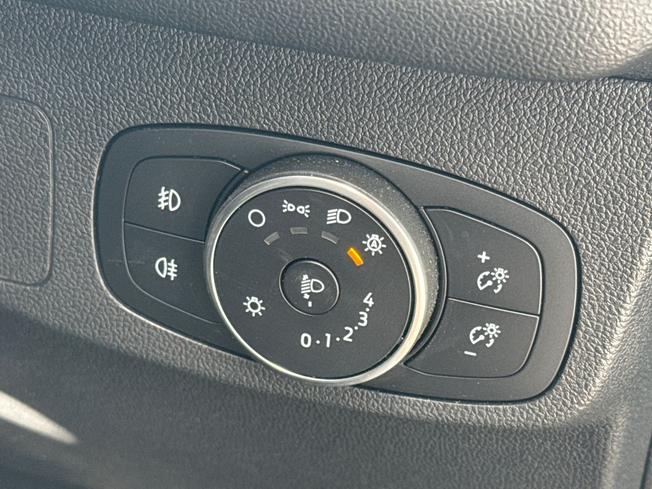 FORD Focus Photo 47