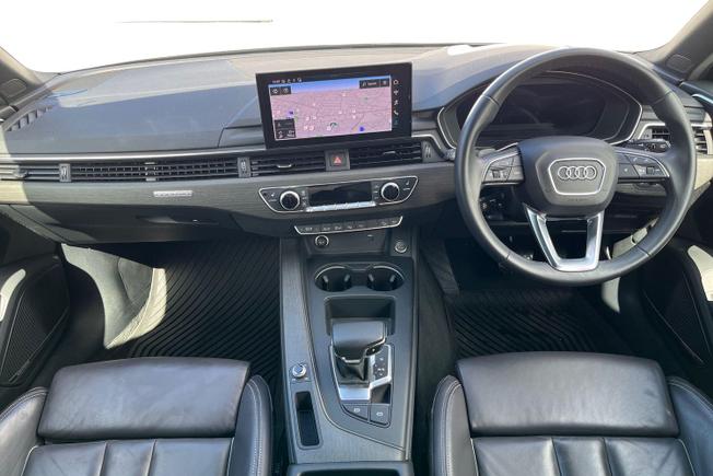 AUDI A4 Allroad Photo 10