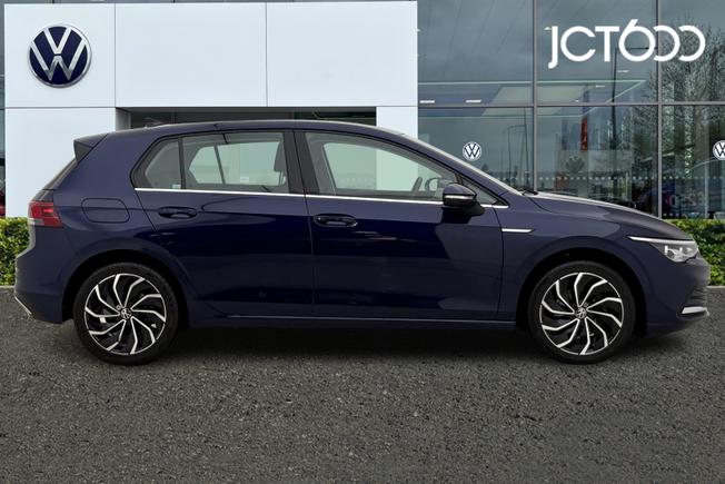 VOLKSWAGEN Golf Photo 4