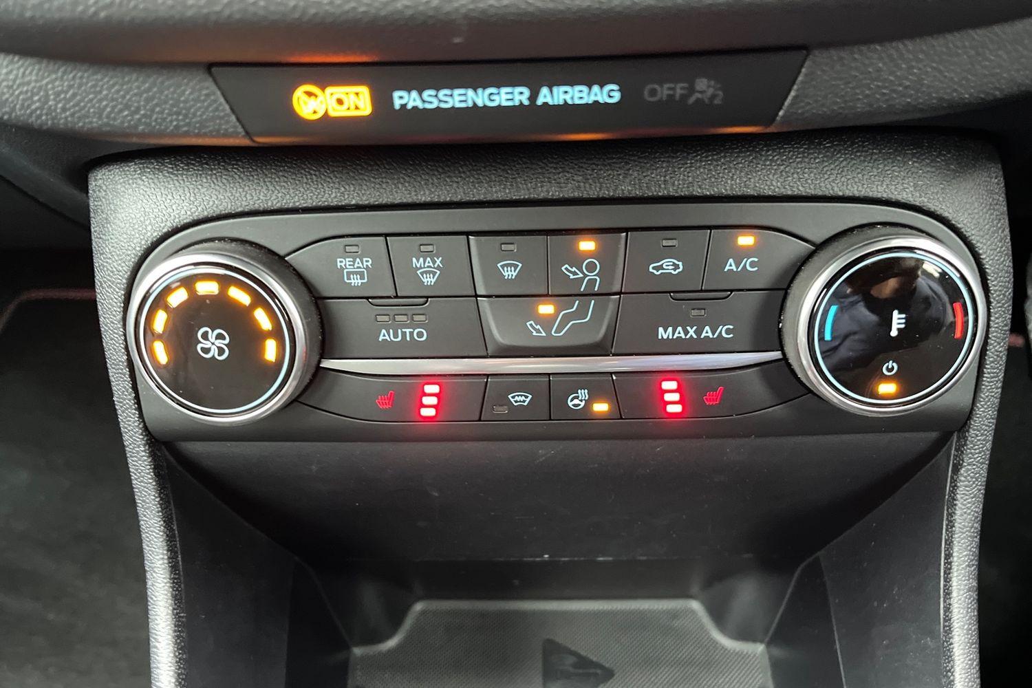 Ford Fiesta Photo 36