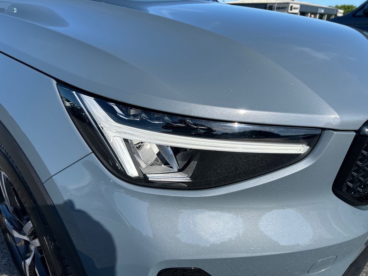 Volvo XC40 Photo 16