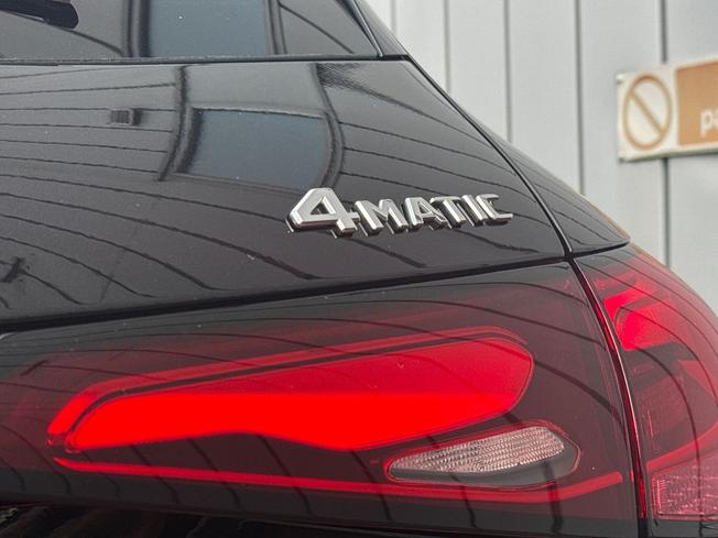 MERCEDES-BENZ Glc Photo 34