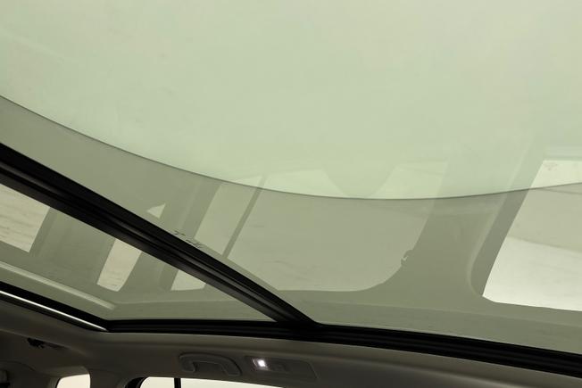 VOLKSWAGEN Touran Photo 27
