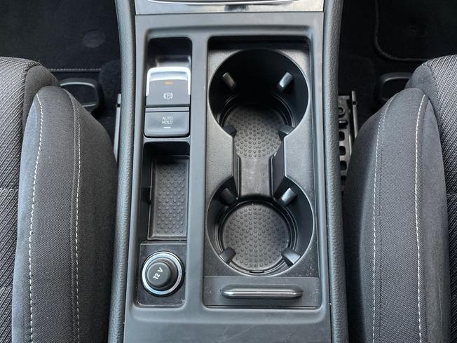 VOLKSWAGEN Golf Photo 43