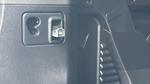 Land Rover Defender Photo 26