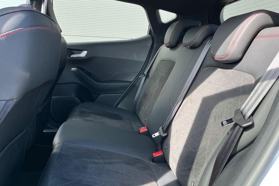 Ford FIESTA Photo autoimg-2e109e0cb35a298e6ae087d565d4fca964ff8b17.jpg