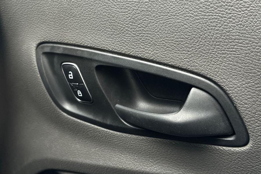 Ford TRANSIT Photo autoimg-2e116747a74c511c543a60c16663601ebde38c56.jpg