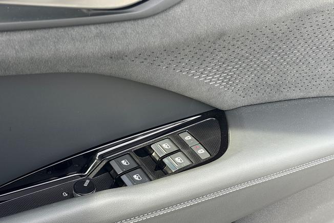 Audi Q3 Photo 23