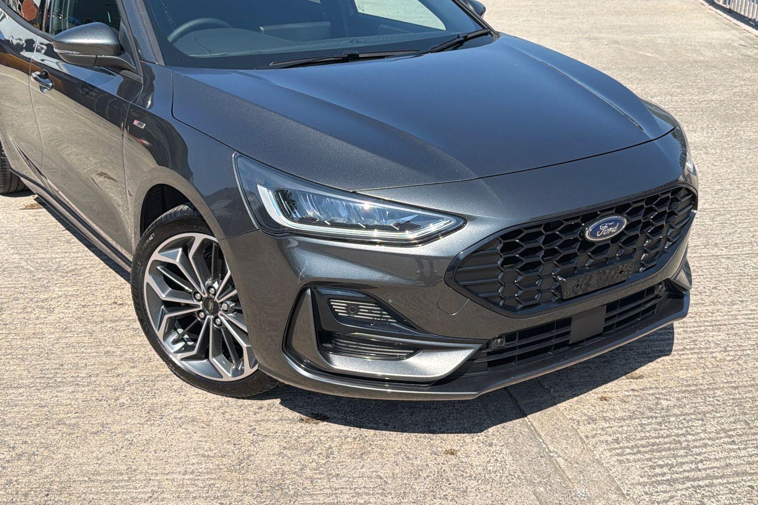Ford Focus Photo 22