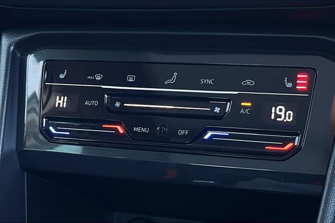 VOLKSWAGEN Tiguan Photo 27