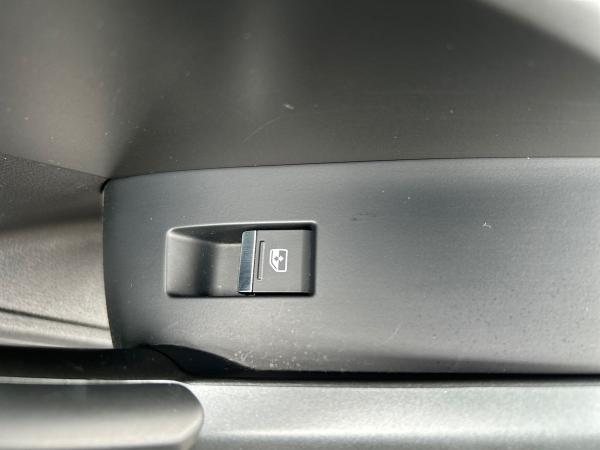 Audi Q3 Photo autoimg-2e17692ed2251bf0ce898ffa46c79bcf9c7c7666.jpg