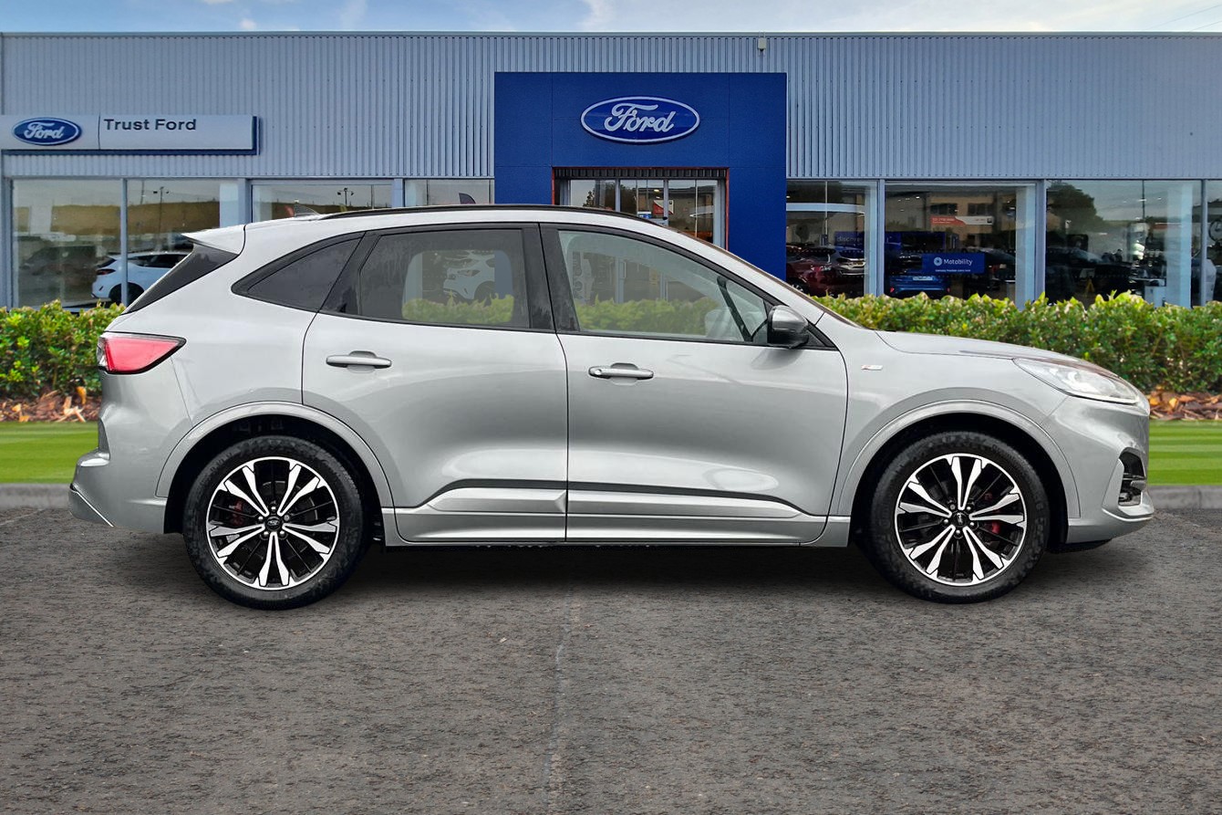 Ford KUGA Photo 2