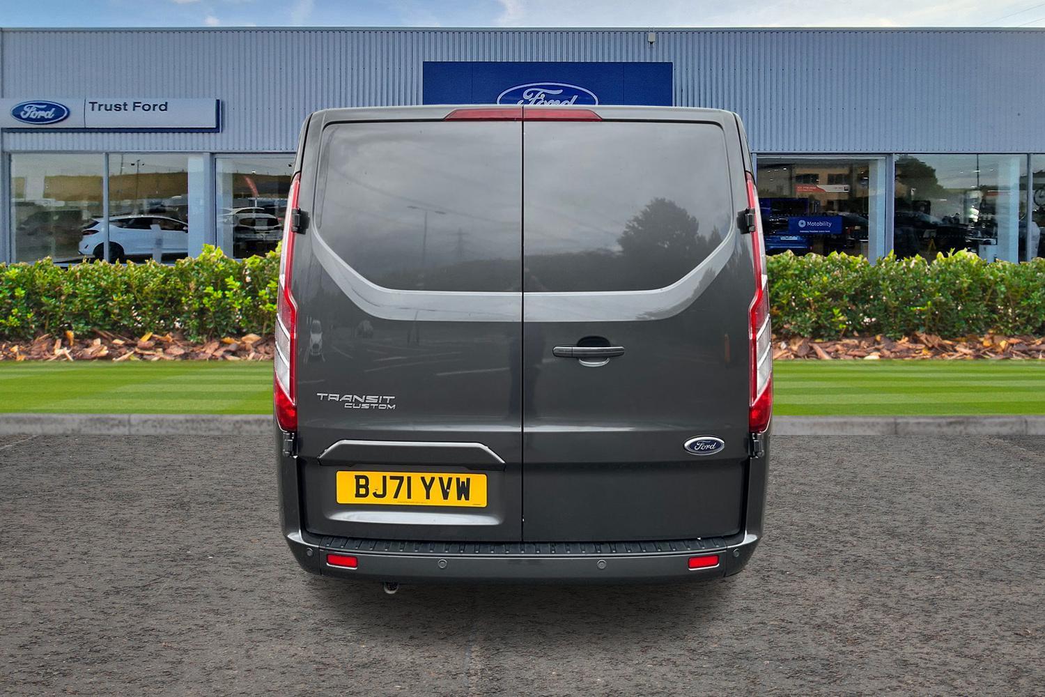 Ford Transit Custom Photo 12