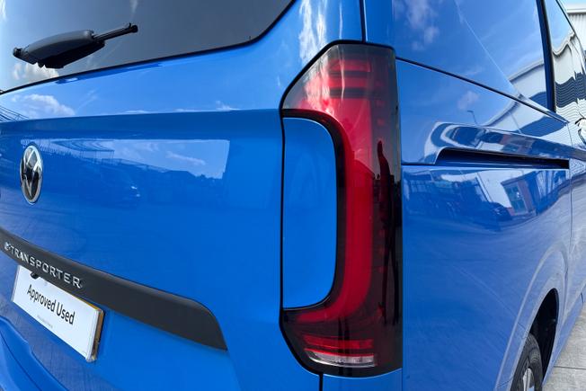 VOLKSWAGEN Transporter Photo 18