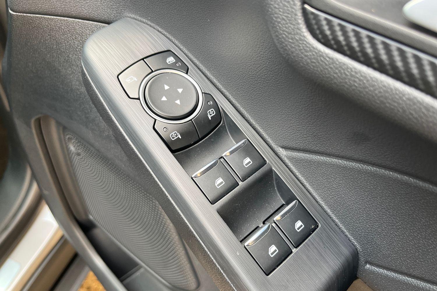 Ford KUGA Photo 15
