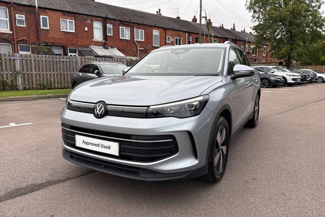 VOLKSWAGEN Tiguan Photo 22