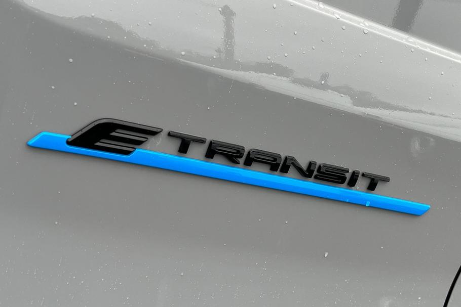 Used Ford E-TRANSIT 20