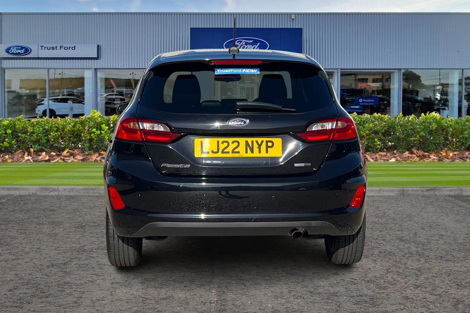 Ford Fiesta Photo 6