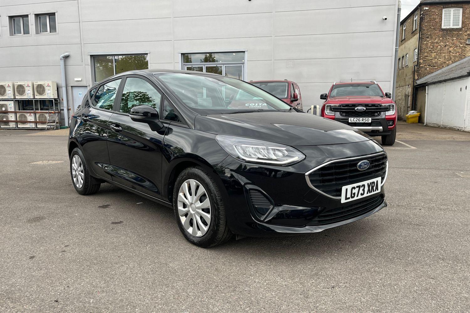 Ford FIESTA Photo 36