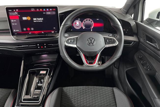Volkswagen Golf Photo 11