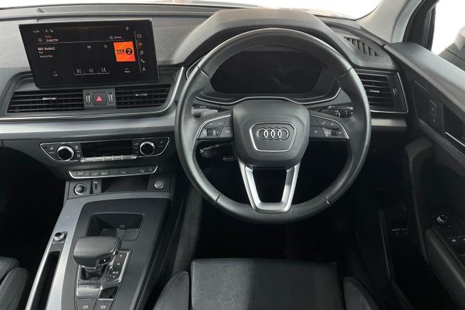 AUDI Q5 Photo 11
