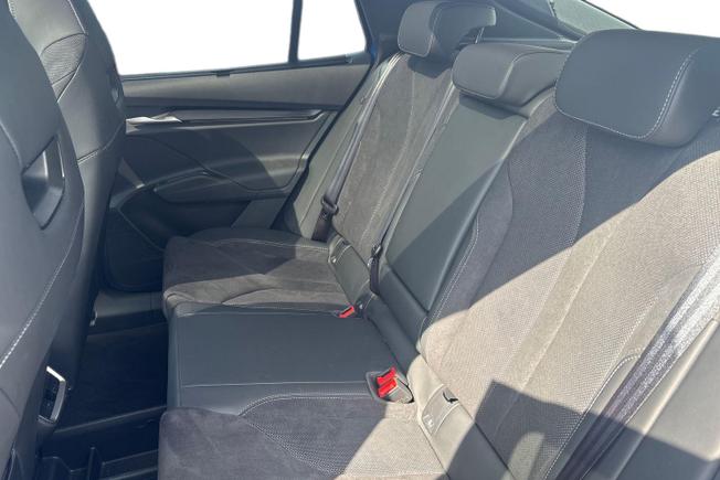 ŠKODA Enyaq Photo 9