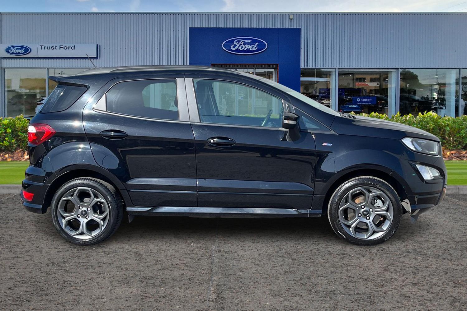 Ford ECOSPORT Photo 2