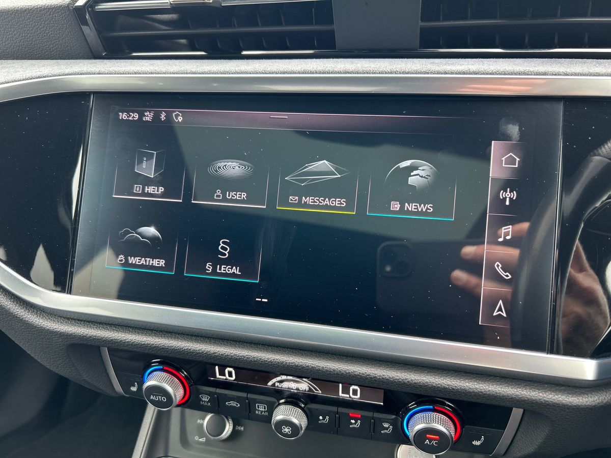 Audi Q3 Photo 42