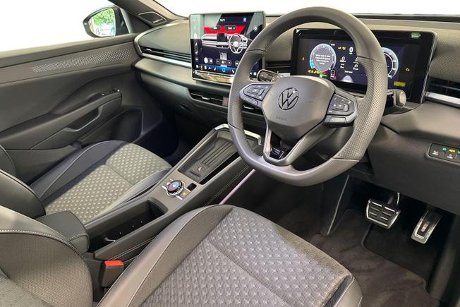 VOLKSWAGEN T-Roc Photo 6