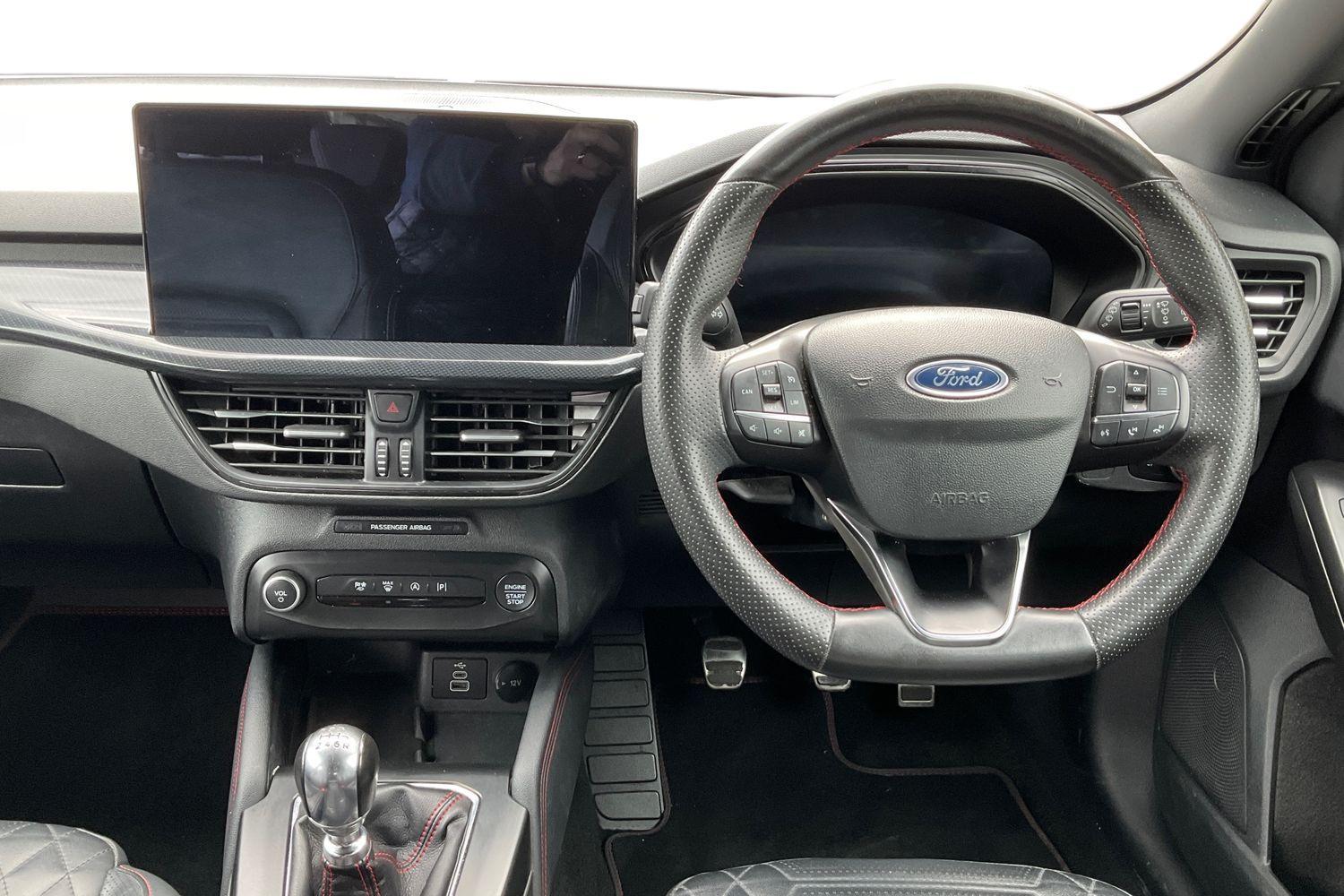Ford FOCUS Photo 10