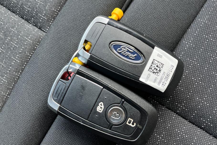 Used Ford TRANSIT CUSTOM WP75FXZ 19