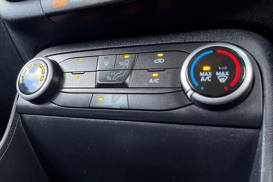 Ford Fiesta Photo autoimg-2e42f07c649cebcdffa7f975eb095e6f7c0b2219.jpg