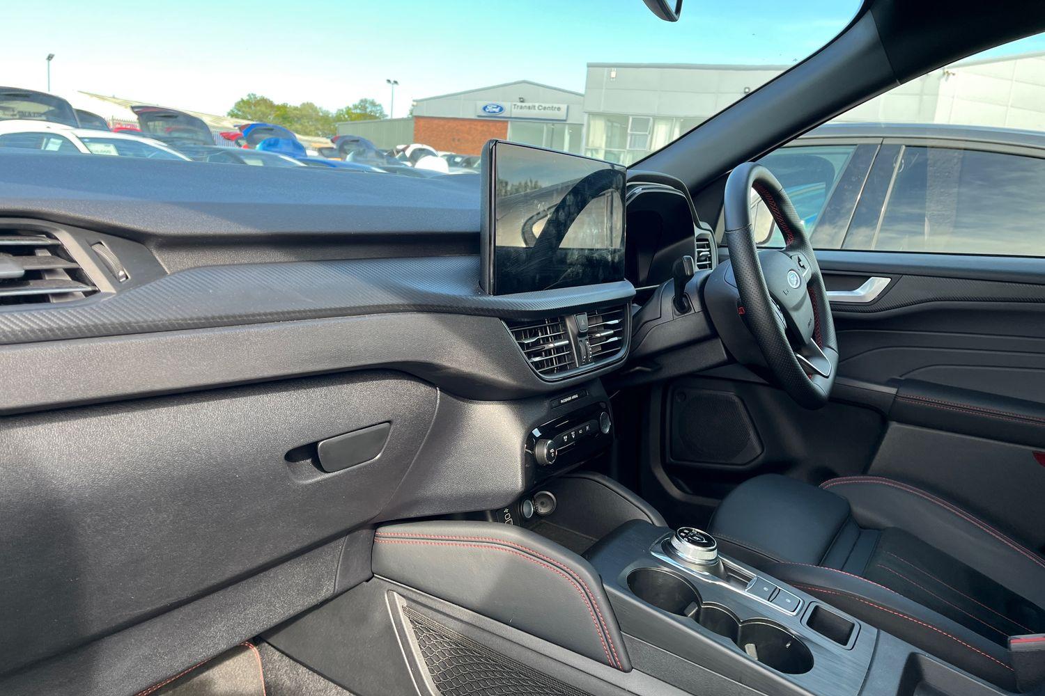 Ford Kuga Photo 17