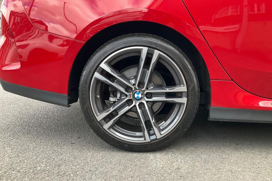 BMW 2 SERIES Photo autoimg-2e4cefb3bef17fdfc563ef2c1ad91efa2612e75d.jpg