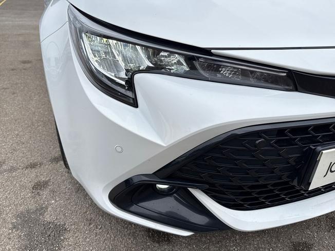 TOYOTA Corolla Photo 30
