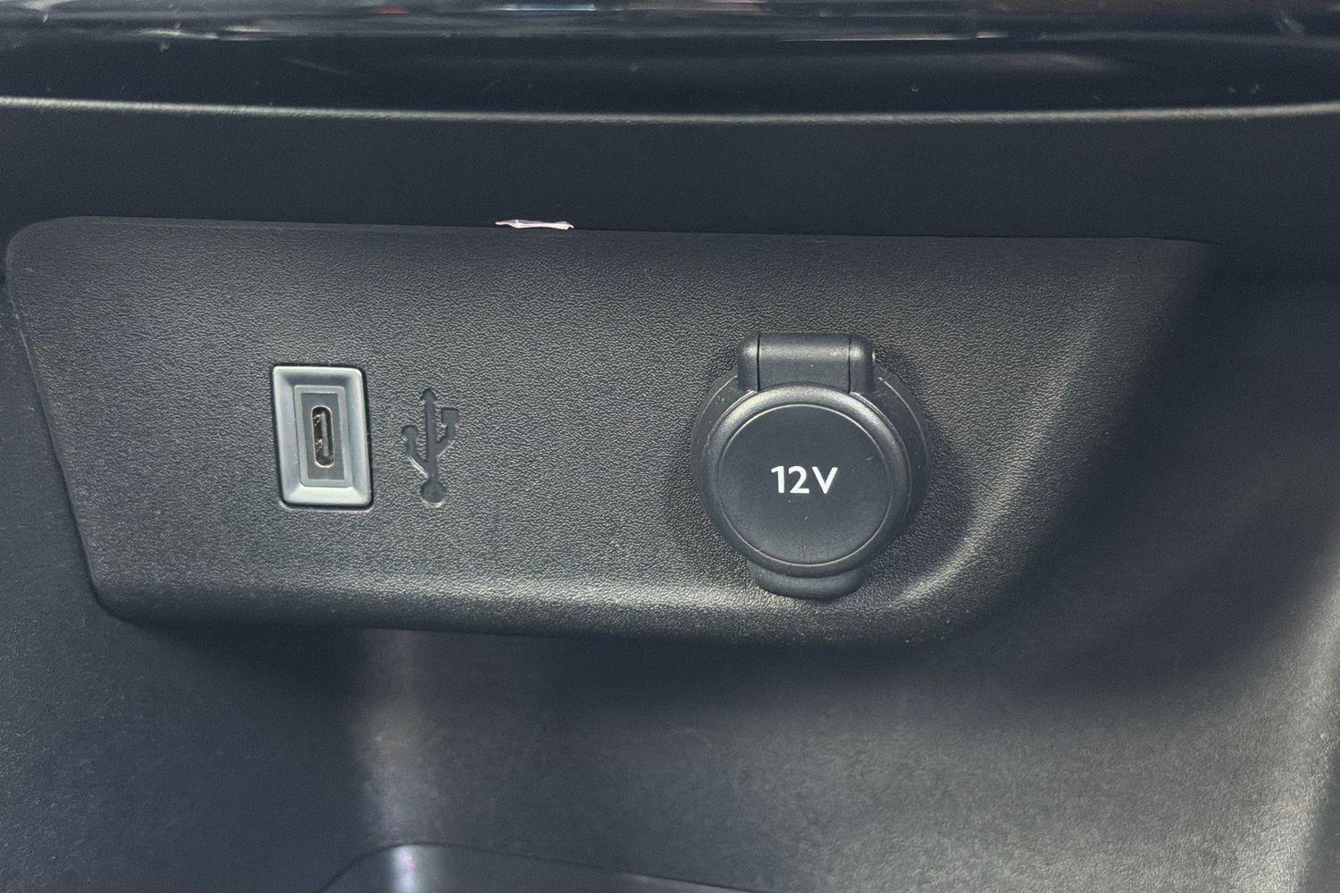 Vauxhall CORSA Photo 36