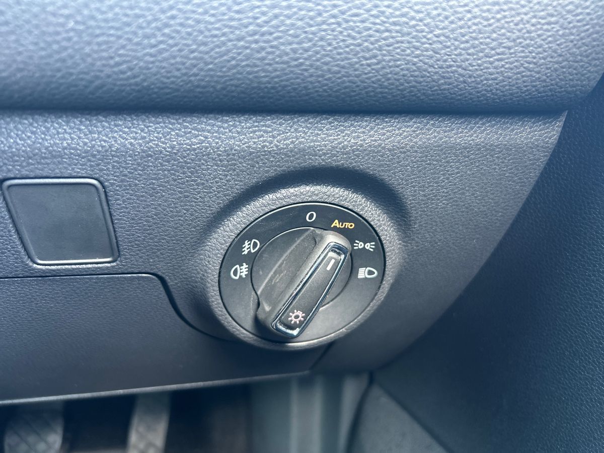 SEAT Ibiza Photo 22