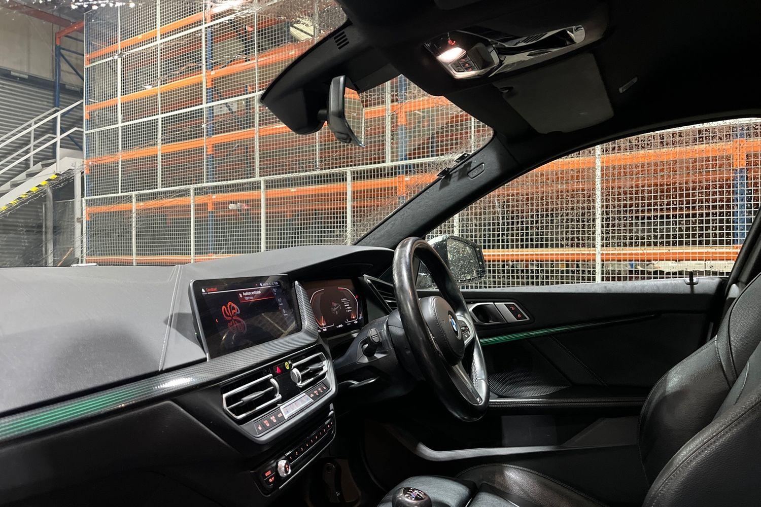 BMW 2 SERIES Photo 17