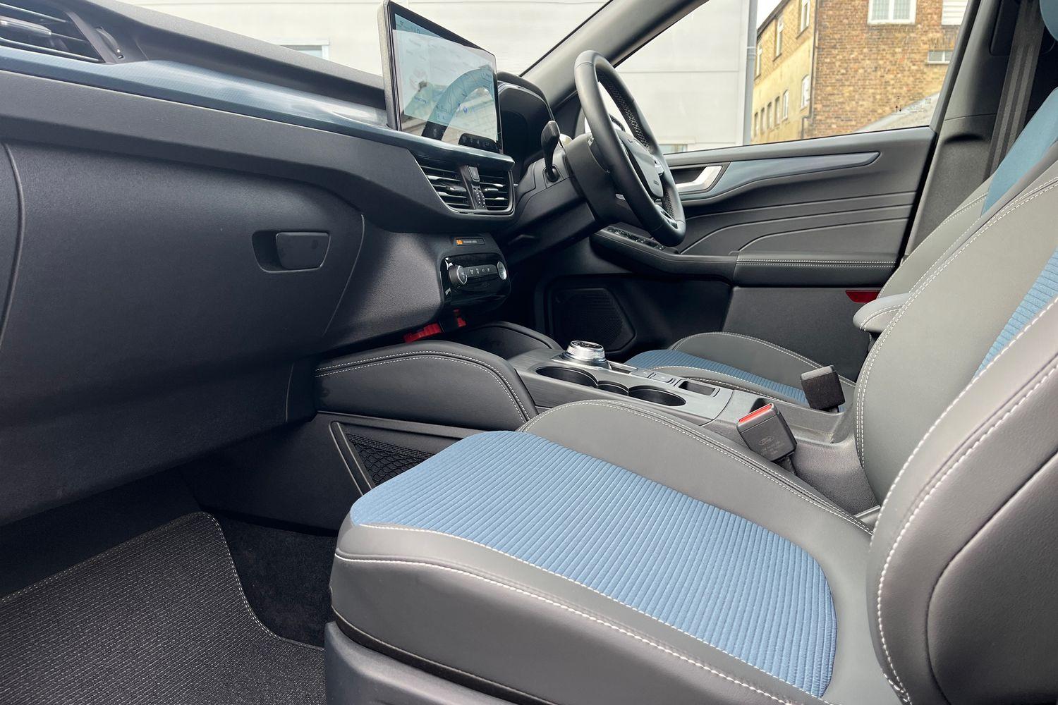 Ford KUGA Photo 17